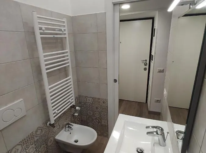 Lotto 30 Metro Garbatella 公寓 *