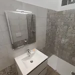 Lotto 30 Metro Garbatella Apartment Rom