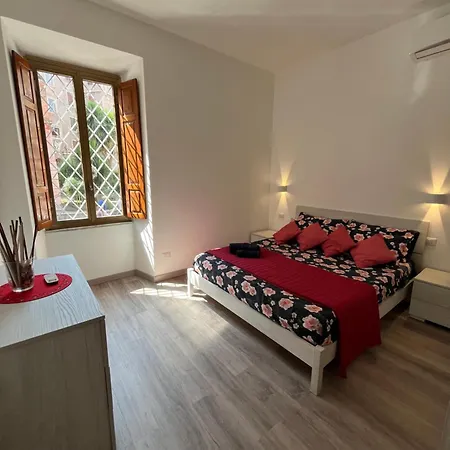 Lotto 30 Metro Garbatella Apartment Rom